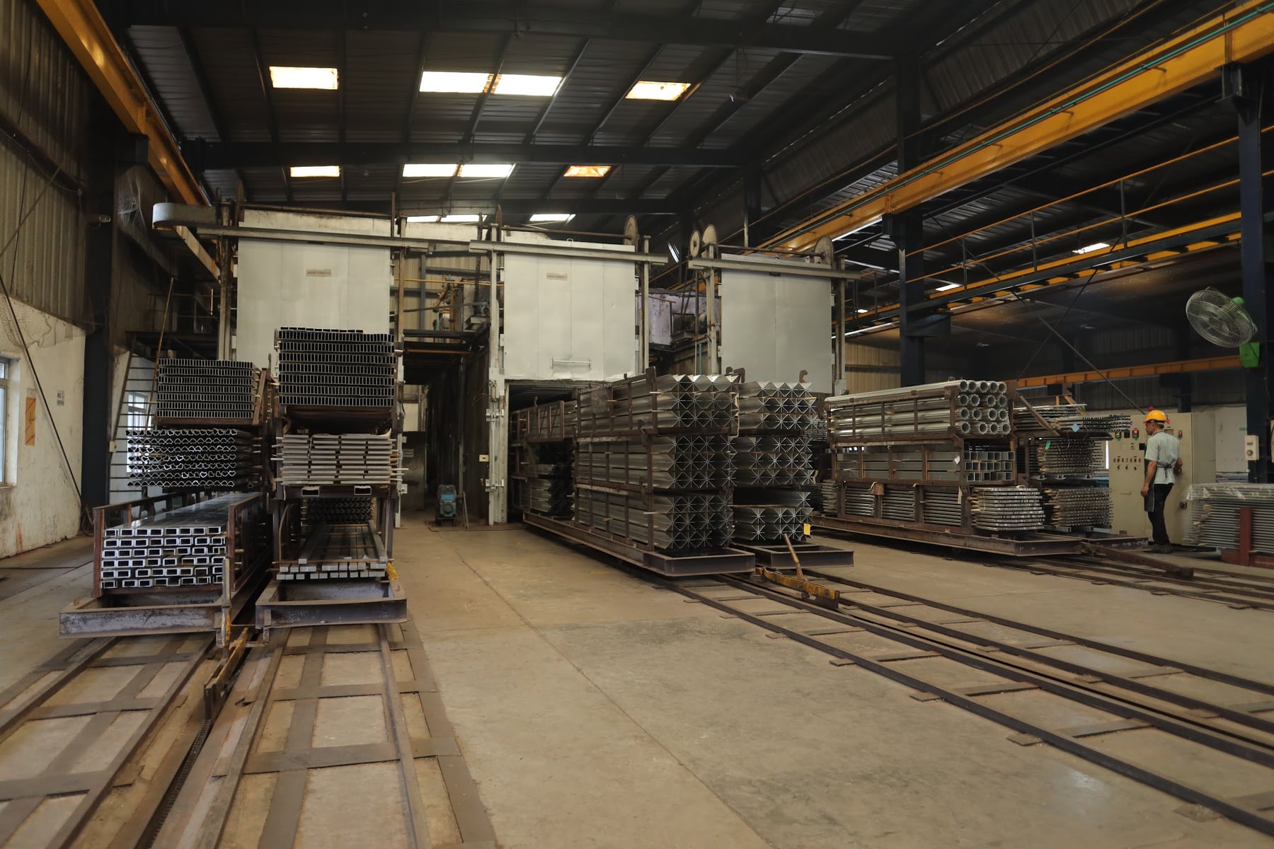 Ageing furnace bay · Vadodara