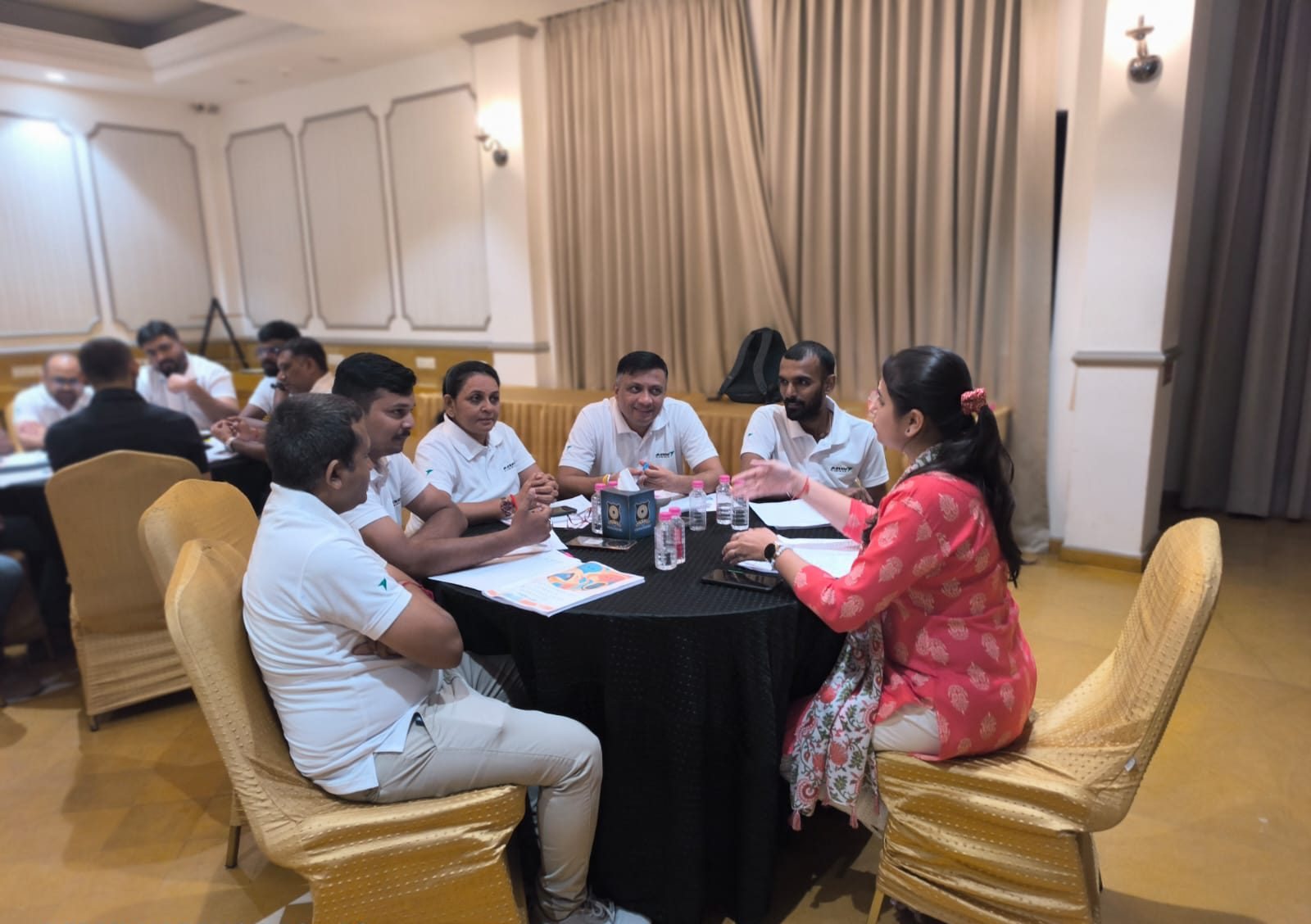 Banco Aluminium colleagues at an outbound team-building training session