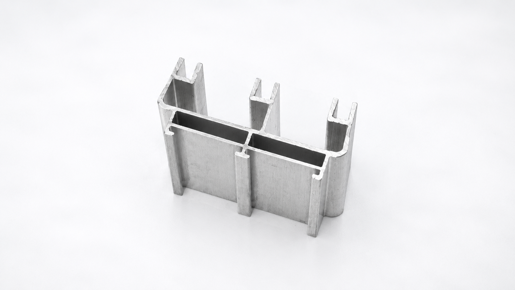 Banco Aluminium building and construction profile component